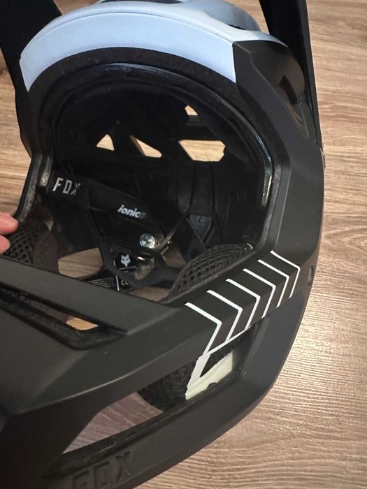 FOX :: Mips :: MTB :: Fox Racing Proframe RS Mash Helm - Black/White :: size S