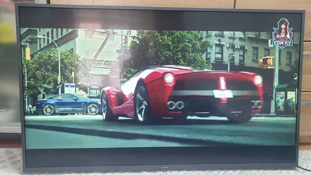 Большой телевизор smart tv Daewoo