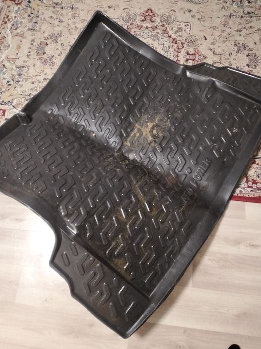 Коврик полики  багажник Кобальд