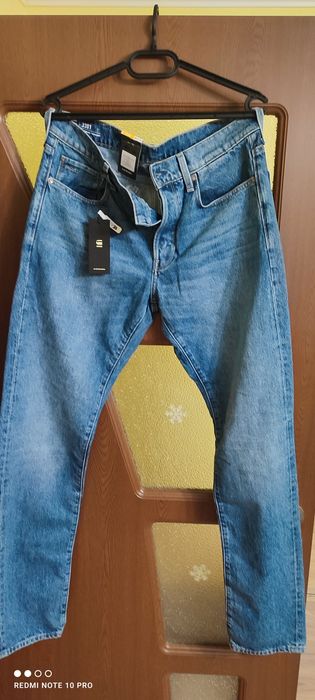 Vând 2 perechi noi de  blugi G-Star raw mărime 33
