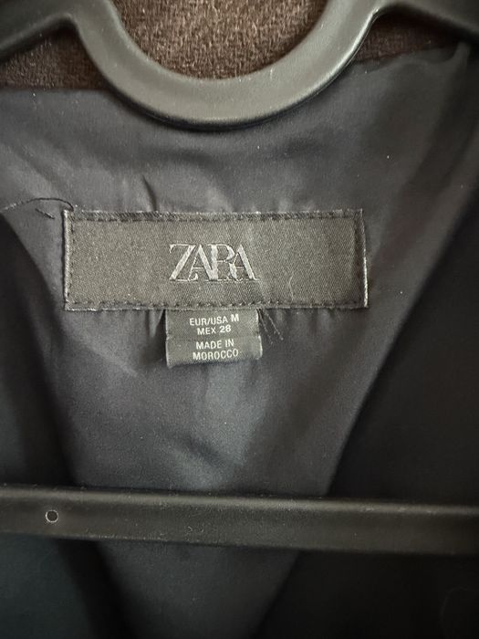 Продам бомбер Zara
