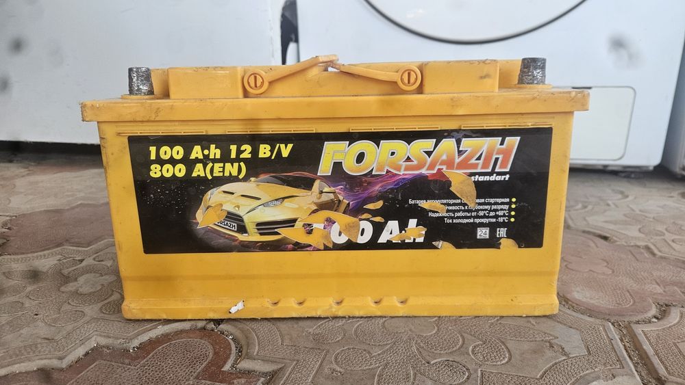 Продам аккумулятлр 100 Ah 12 V