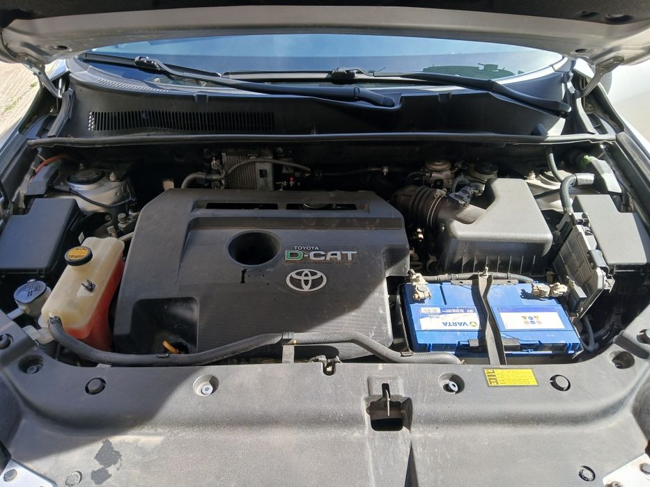 Toyota Raf-4   автомат