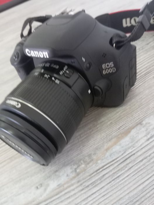Canon 600d фотоаппарат