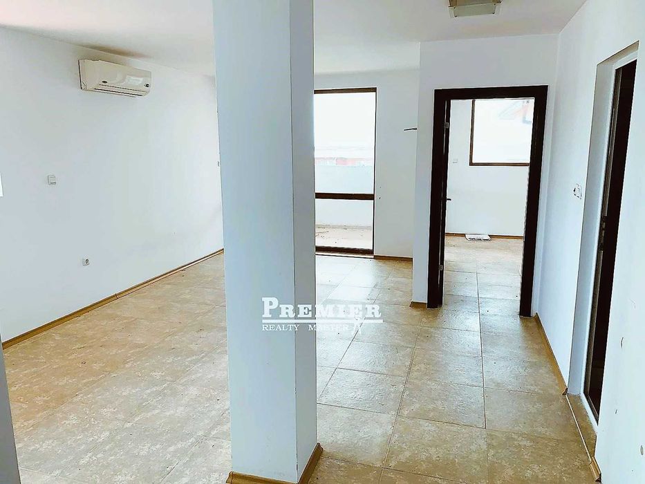 Продава се Двустаен апартамент в к.к. Елените - 60 кв.м за 1359 €/кв.м - Снимка #1