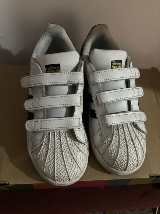 Кроссовки детские