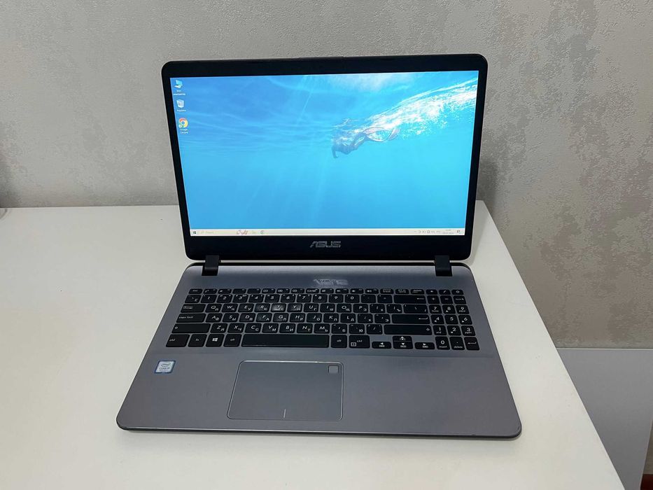 Ноутбук ASUS / Core i5-8250u / 8GB DDR4 / SSD 128GB / HDD 1000GB
