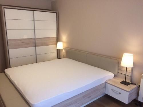 Дава се под наем Двустаен апартамент в София, Белите брези - 70 кв.м за 700 € - Снимка #3