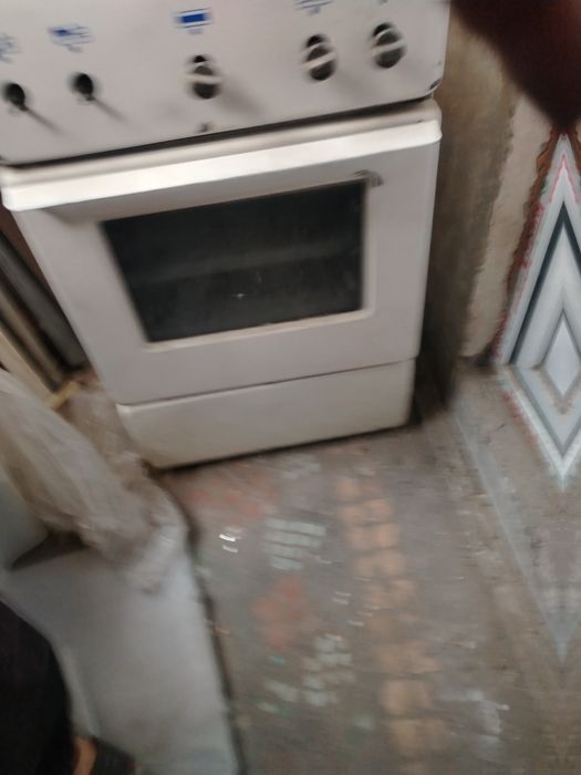 Газовая плита продам
