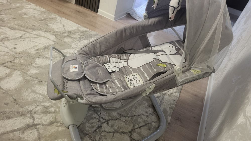 Продам Качеля Mastela серая