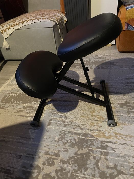 Продам ортопедический коленный стул