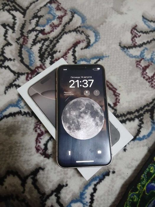 Iphone xr 16pro korpusda