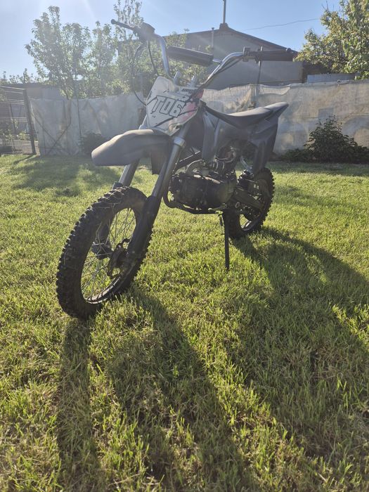 Vând motocros 125 cc