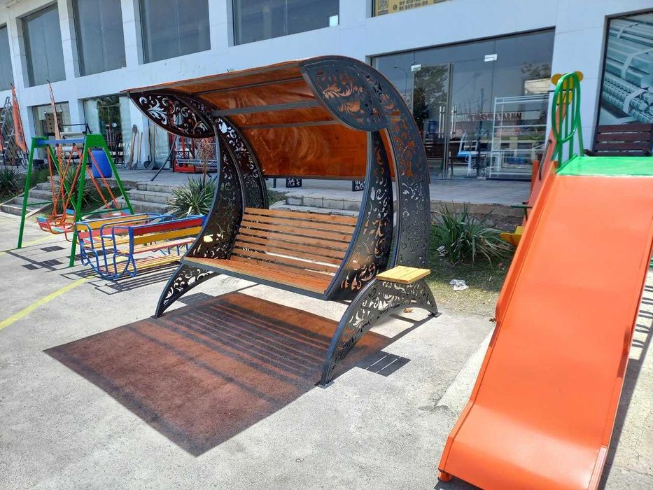 Качели металлические