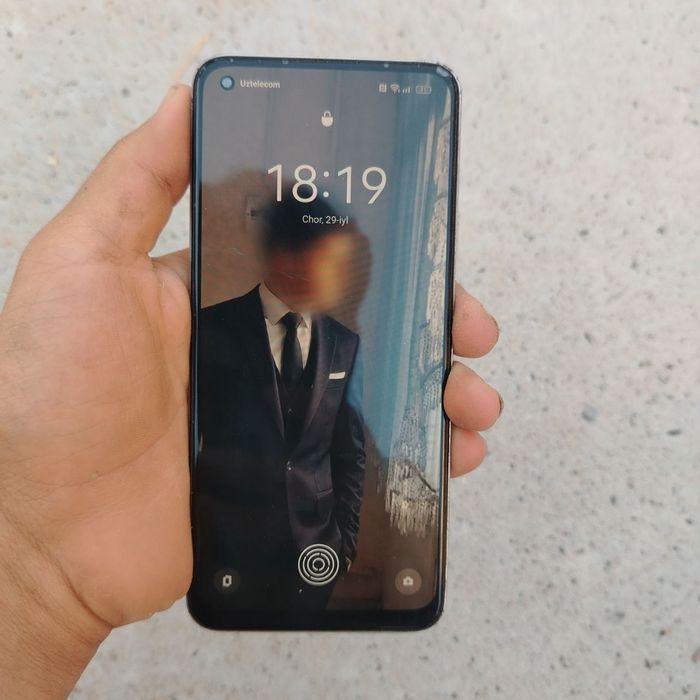 Realmi 8  hamajoyi radnoy usta koʻrmagan