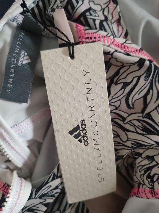 Costum de baie nou Adidas x Stella McCartney