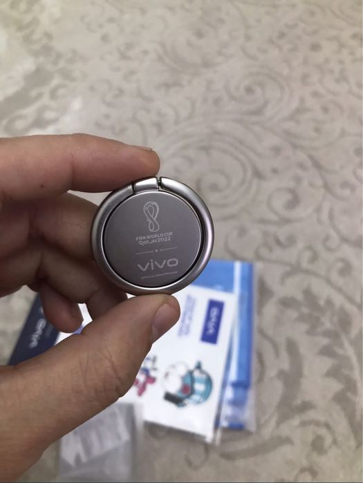 Продается Наклейка и Держатель