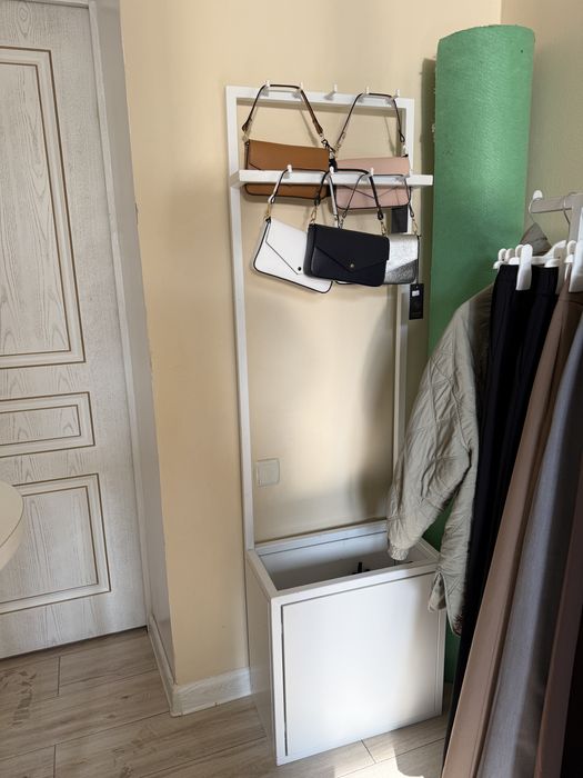 Оборудование для магазина одежды