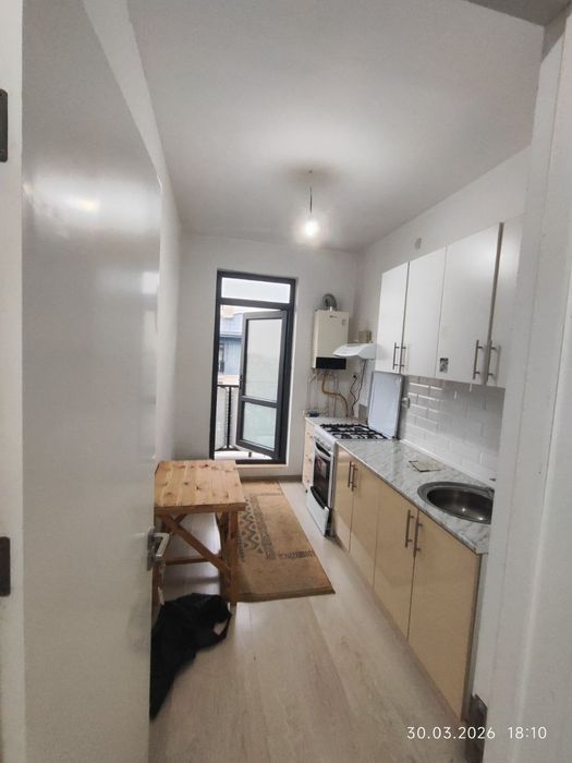 Продается 2 комнатная в новостройке . Кадышева.