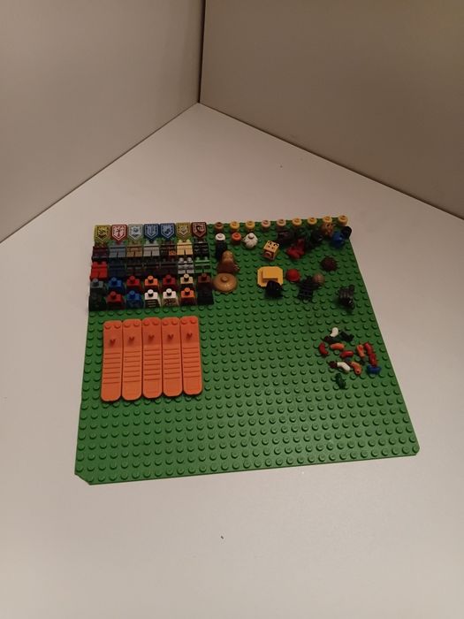 Lego очень много