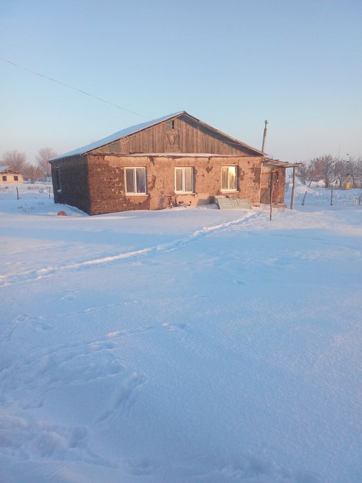 Продам дом в поселке Павловка