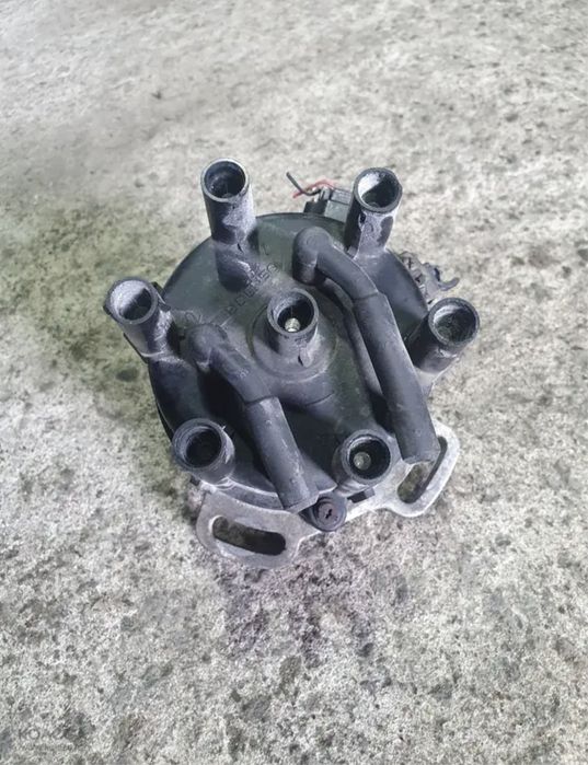 Трамблер на Toyota Camry 10/Windom 10/11 3л 3VZ