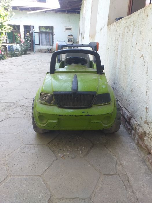 Детская машина в рабочем состоянии