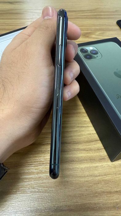 Iphone 11 pro LLA 64g sotiladi