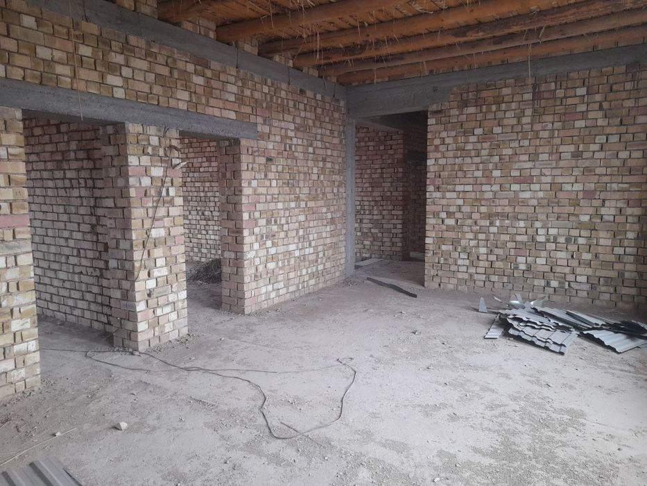 Yangi qurilgan uchaska arendaga (sklad)