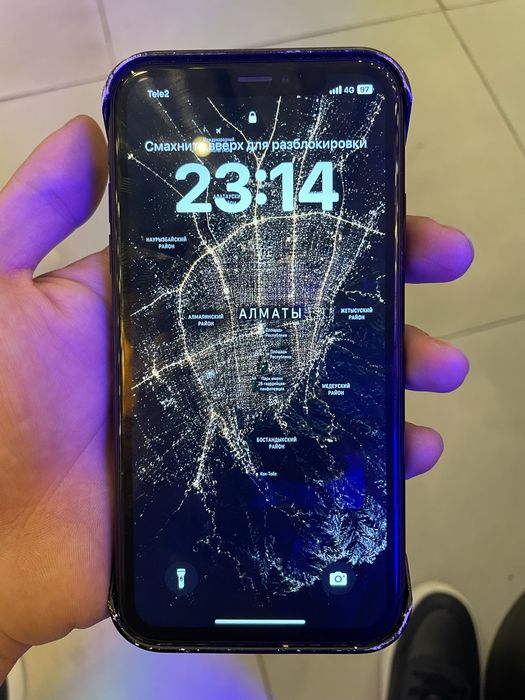 Продам Iphone xr