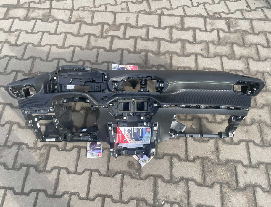 Peugeot 208 // 2008 plansa de bord GT line - cusatura - kit airbag