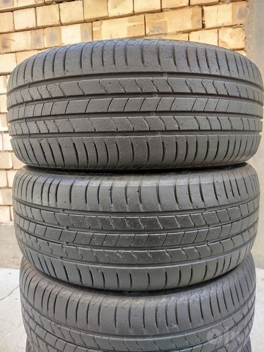 215 55 R17 Shina Kumho Ecsta