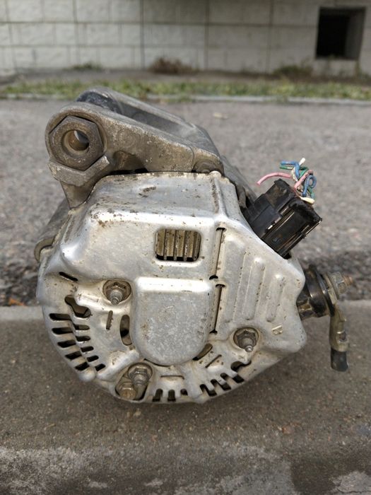 Продам Генератор.