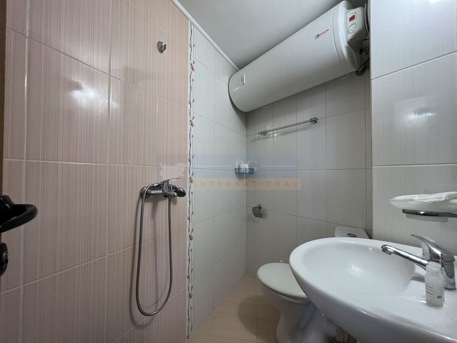 Продава се Двустаен апартамент в Созопол - 140 кв.м за 900 €/кв.м - Снимка #10