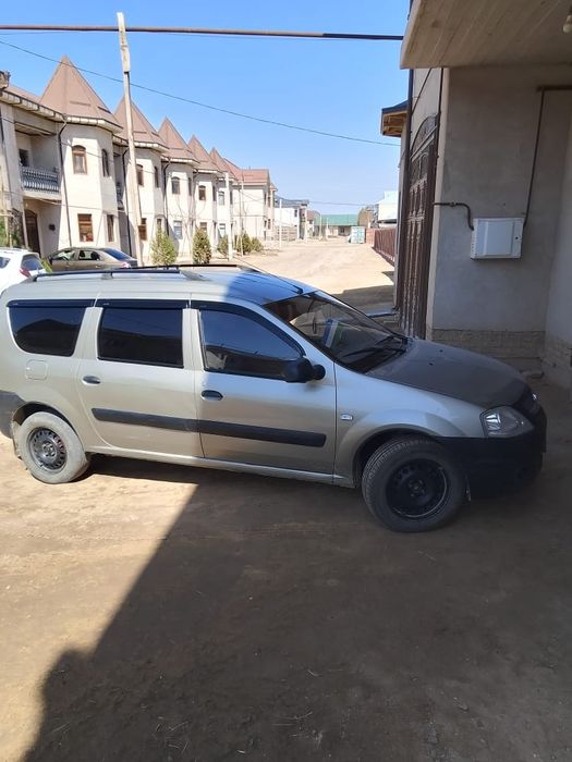 Лада Ларгус 2013