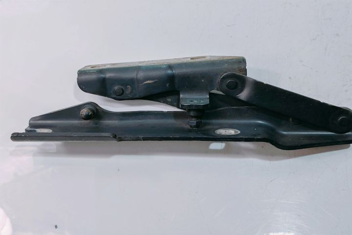 Balama capota stanga  41617008727 BMW Seria 5 E60/E61