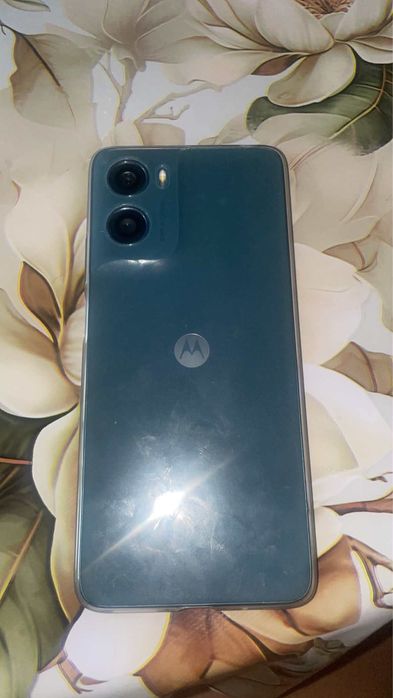 Moto G06 128GB чисто нов
