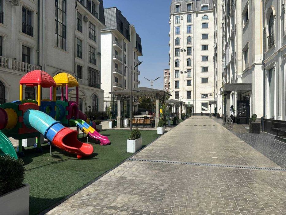 ПРОДАЕТСЯ 3/8/10 116м2 на: Гидромедцентр ЖК Barocco