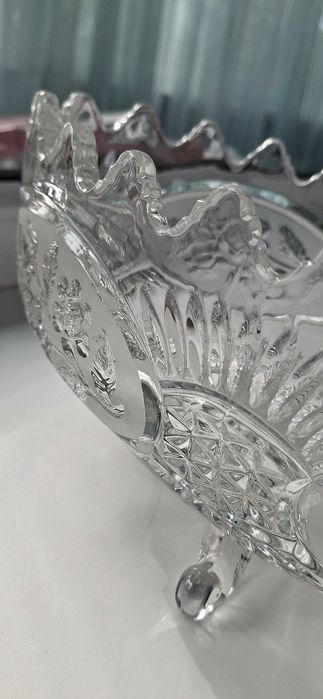 Хрустальныая Ваза на ножках, Югославия.