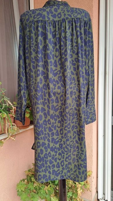 Нов сет от панталон и туника,р-р С/м