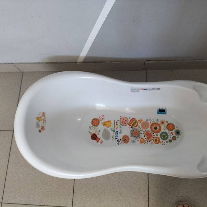 Продам ванну детскую