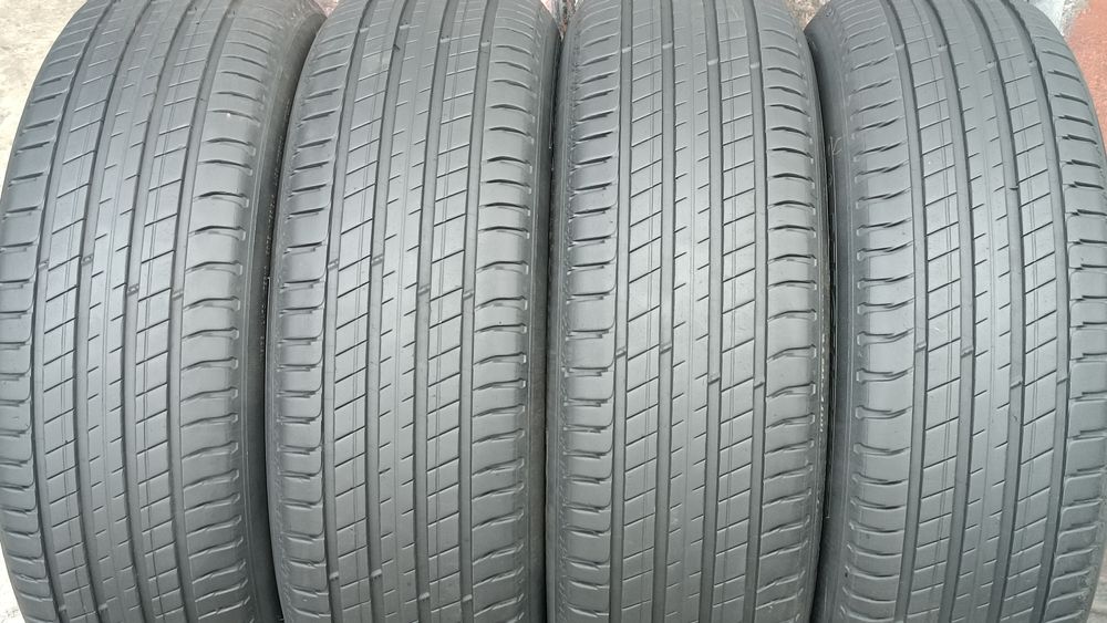 225/65/17 Michelin
