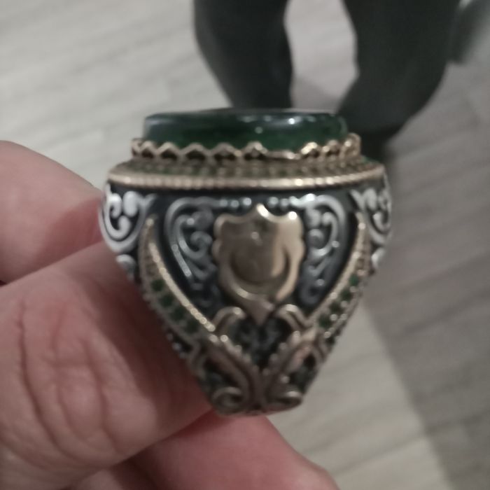 Серебряный кольцо. Улкен размер.