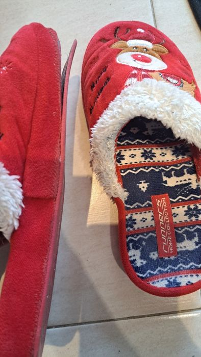 Подарявам обувки 37ми номер със забележки за София