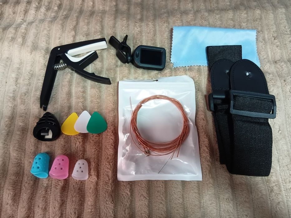 Акустическая гитара