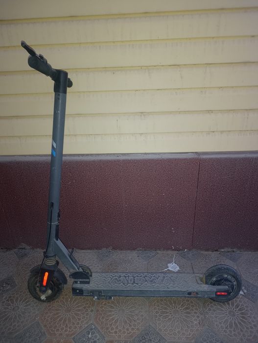 Электросамокат{}