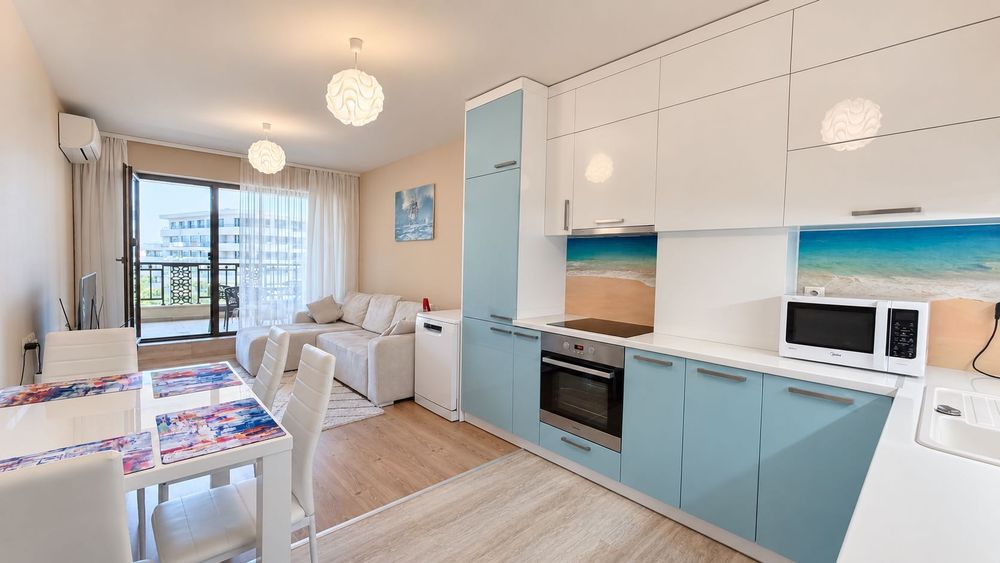 Продава се Тристаен апартамент в к.к. Златни пясъци - 113 кв.м за 2450 €/кв.м - Снимка #4