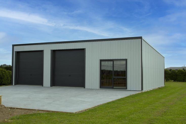 Vând garaje pe structura metalica