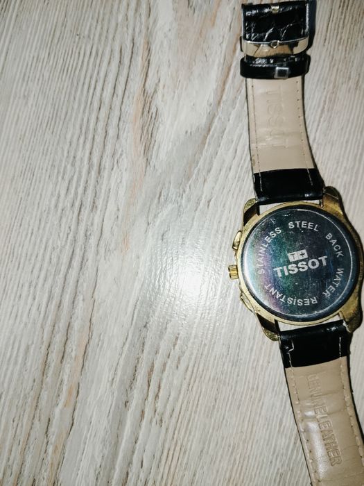 Продам часы TISSOT