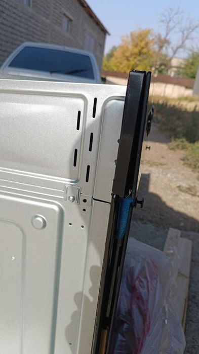 MO69000 GB/Встр. духовка Midea